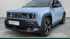 Blau Gebraucht 2025 Renault 4 E-Tech Komfort SUV | 36.990 € (Fairer Preis)