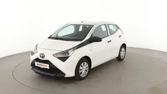 Weiß Gebraucht 2018 Toyota Aygo Kleinwagen | 8.990 € (Fairer Preis)