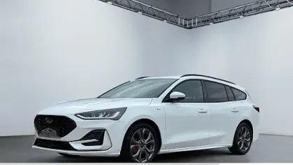 Gebraucht Ford Focus ST-Line 125 PS (91 kW) 2025 Weiß Kombi
