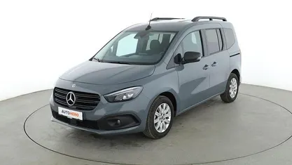 Grau Gebraucht 2022 Mercedes Citan 113 Kombi | 23.760 € (Fairer Preis)