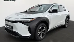 Weiß Gebraucht 2025 Toyota bZ4X SUV | 39.690 € (Fairer Preis)