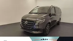 Graphitgrau metallic Gebraucht 2024 Mercedes V300 Style Van / Kleinbus | 72.950 € (Superpreis)