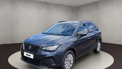 Magnetic grau metallic Neu 2025 Seat Arona SUV | 22.950 € (Superpreis)