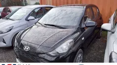 Schwarz Neu 2024 Hyundai i10 Select Kleinwagen | 15.290 € (Guter Preis)