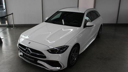 Käytetty Mercedes C200 AMG 204 HP (150 kW) 2022 Valkoinen Farmari