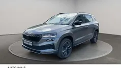 Graphitegrau metallic Neu 2025 Skoda Karoq SportLine SUV | 36.820 € (Fairer Preis)
