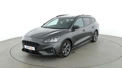 Grau Gebraucht 2020 Ford Focus ST-Line Kombi | 19.020 € (Fairer Preis)