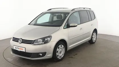 Silber Gebraucht 2015 VW Touran Comfortline Van / Kleinbus | 14.470 € (Fairer Preis)