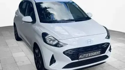 Gebraucht Hyundai i10 Trend 63 PS (46 kW) 2025 Weiss Kleinwagen