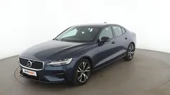 Blau Gebraucht 2020 Volvo S60 R-Design Limousine | 28.380 € (Fairer Preis)
