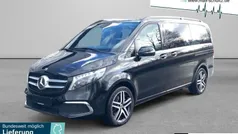 Andere Gebraucht 2024 Mercedes V300 Avantgarde Edition Van / Kleinbus | 73.400 € (Fairer Preis)