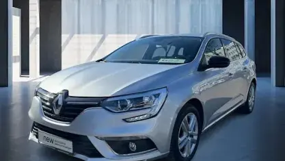 Begagnad Renault Mégane GrandTour LIMITED 140 HK (102 kW) 2020 Grå Kombi