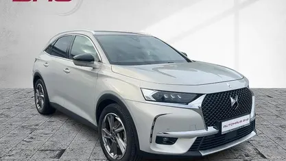 Grau (metallic) Gebraucht 2020 DS Automobiles DS7 Crossback Be Chic SUV | 25.900 € (Fairer Preis)