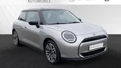 Gebraucht 2024 Mini Cooper Kleinwagen | 26.800 € (Guter Preis)