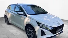 Weiss Gebraucht 2024 Hyundai i20 Trend Limousine | 20.489 € (Fairer Preis)