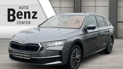 Gebraucht 2025 Skoda Octavia Selection Kombi | 33.690 € (Fairer Preis)