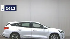 Weiss Gebraucht 2020 Ford Focus Cool & Connect Kombi | 8.780 € (Guter Preis)