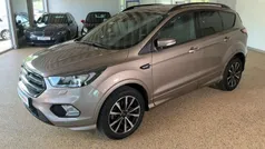 Grau Gebraucht 2019 Ford Kuga ST-Line SUV | 20.500 € (Fairer Preis)