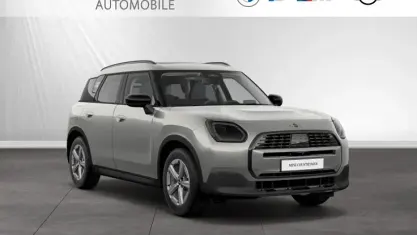 Usata Mini Countryman 170 CV (125 kW) 2025 Argento SUV