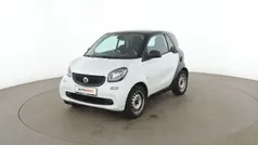 Weiß Gebraucht 2019 Smart ForTwo Coupé Basis Coupé | 10.620 € (Guter Preis)