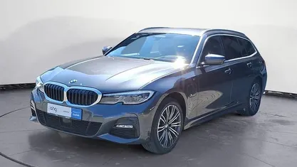 Gebraucht BMW 330e M Sport 292 PS (214 kW) 2021 Grau Kombi