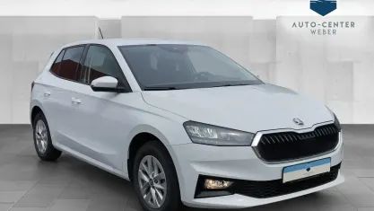 Gebraucht Skoda Fabia Essence 95 PS (69 kW) 2025 Weiß Kleinwagen
