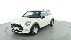 Weiß Gebraucht 2015 Mini ONE Kleinwagen | 8.590 € (Fairer Preis)