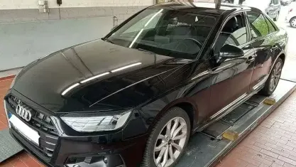 Gebraucht Audi A4 Advanced Plus 204 PS (150 kW) 2022 Schwarz Limousine