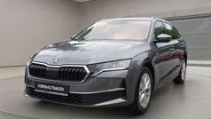 Grau Gebraucht 2024 Skoda Octavia Selection Kombi | 31.450 € (Superpreis)