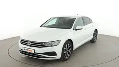 Weiß Gebraucht 2021 VW Passat Business Limousine | 23.790 € (Superpreis)