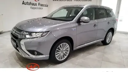 Gebraucht Mitsubishi Outlander P-HEV Basis 224 PS (164 kW) 2021 Grau SUV