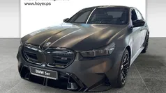 Grau Neu 2025 BMW M5 Comfort Edition Limousine | 141.990 € (Superpreis)