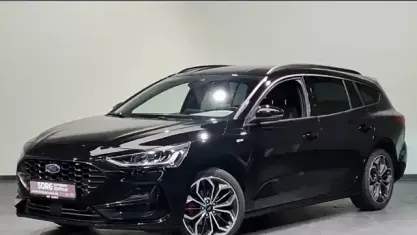 Gebraucht Ford Focus ST-Line 155 PS (114 kW) 2022 Agate black metallic Kombi