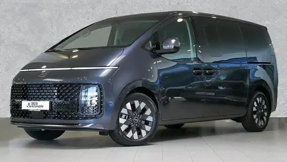 Usata Hyundai Staria Signature 177 CV (130 kW) 2024 Grigio Monovolume