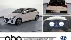 Weiß Gebraucht 2024 Hyundai i20 Trend Limousine | 19.930 € (Fairer Preis)