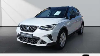 Gebraucht Seat Arona Xperience 110 PS (80 kW) 2023 Weiss SUV