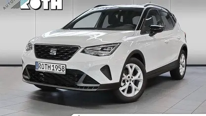 Weiss Neu 2025 Seat Arona FR SUV | 23.487 € (Guter Preis)