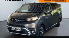 Grau Gebraucht 2023 Toyota Proace Verso Comfort Kombi | 34.490 € (Guter Preis)
