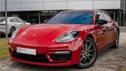 Karminrot Gebraucht 2022 Porsche Panamera Sport Turismo Kombi | 94.990 € (Teuer)