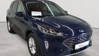 Gebraucht Ford Kuga Titanium 190 PS (139 kW) 2020 Blazer blau SUV