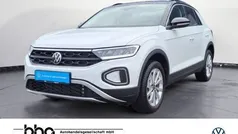 Gebraucht 2024 VW T-Roc Life SUV | 31.930 € (Fairer Preis)