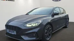 Magneticgrau met Gebraucht 2022 Ford Focus ST-Line X Limousine | 21.680 € (Fairer Preis)