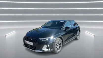 Gebraucht Audi A3 Ambiente 204 PS (150 kW) 2025 Mythosschwarz metallic Limousine