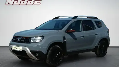 Gebraucht Dacia Duster Extreme 131 PS (96 kW) 2022 Grau SUV