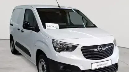 Gebraucht Opel Combo 102 PS (75 kW) 2024 Kaolin weiß Van / Kleinbus