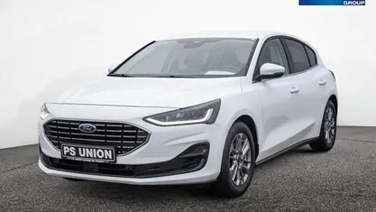 Andere farbe Gebraucht 2022 Ford Focus Titanium Kleinwagen | 17.990 € (Fairer Preis)