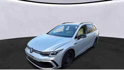 Second-hand VW Golf VIII R-line 190 CP (139 kW) 2023 Argintiu Break