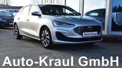Moondust silber metallic Gebraucht 2022 Ford Focus Titanium Limousine | 18.349 € (Guter Preis)