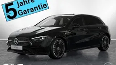 Gebraucht 2025 Mercedes A200 AMG Limousine | 42.499 €