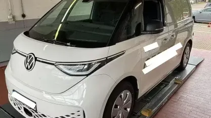 Gebraucht VW ID. Buzz 150 kW (204 PS) 2023 Weiß Van / Kleinbus